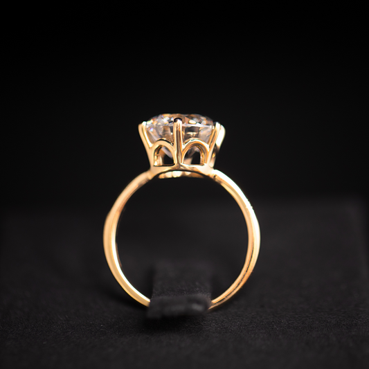 Womens Ring - 18K Yellow Gold