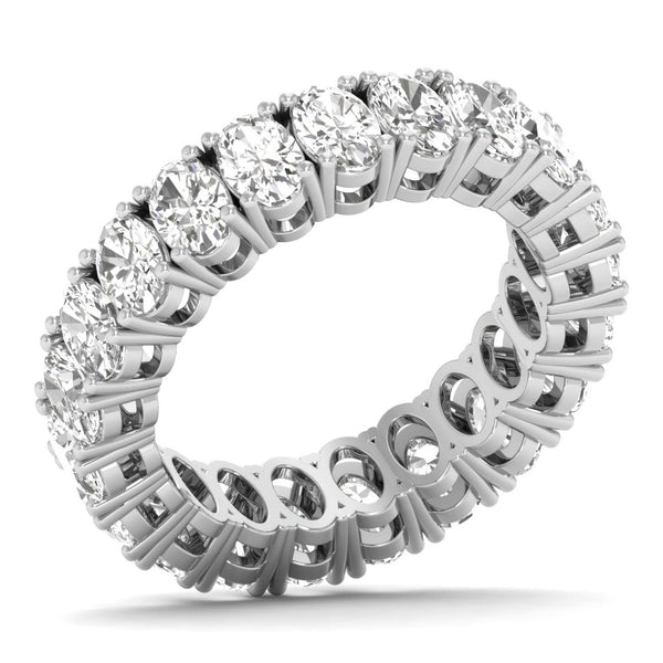Havelle ring in 18K white gold, oval lab-grown diamond — Apekani Diamonds
